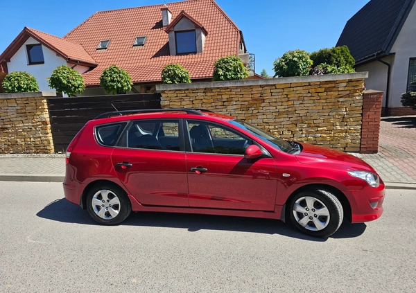 Hyundai I30 cena 19400 przebieg: 199000, rok produkcji 2011 z Puck małe 562